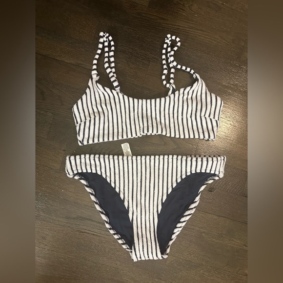 Aerie Striped Bikini Set, size small - Picture 4 of 5
